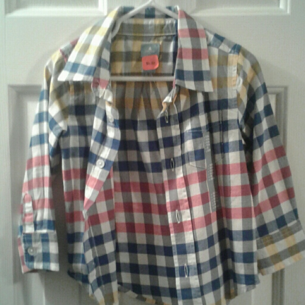 New baby gap plaid button up shirt 18-24