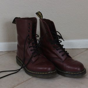 1490 Cherry Red Smooth Dr. Martens 8M/9W/41EU