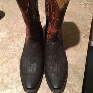 Lucchese classics boots