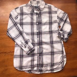 Old Navy Plaid Boyfriend Button Down