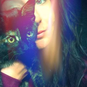 Meet your Posher, Chrissy