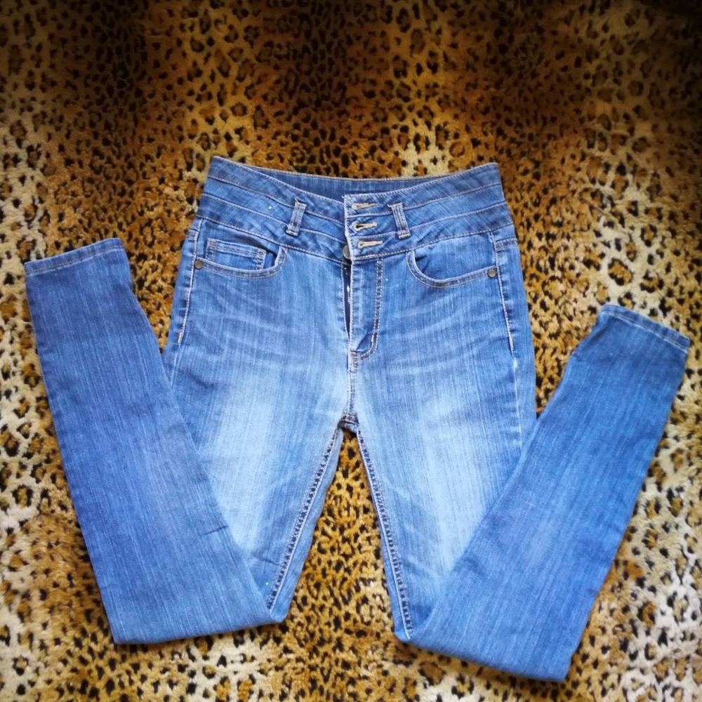 Mudd Hi Rise Skinny Jeans