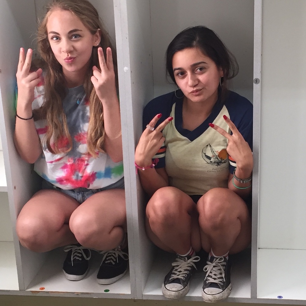 Meet your Posher, Leya