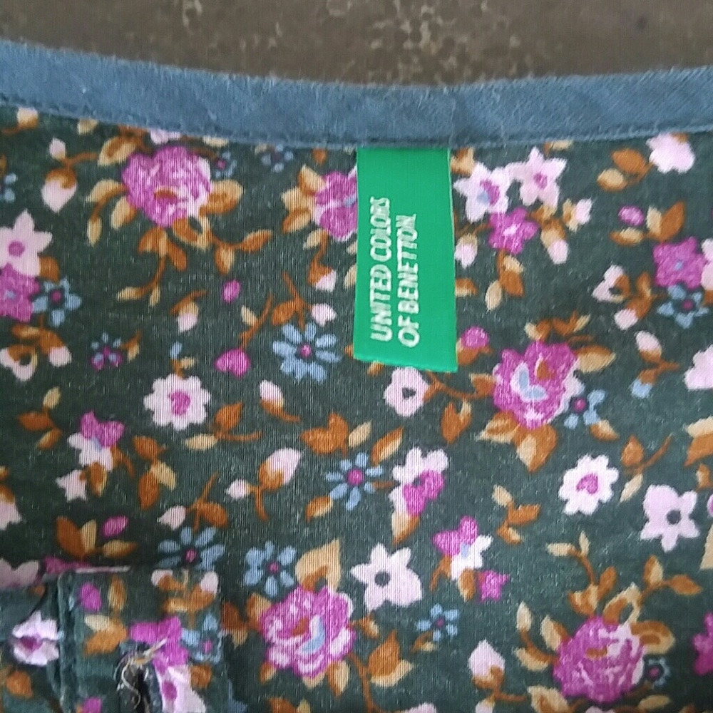 Dress - Picture 2 of 4