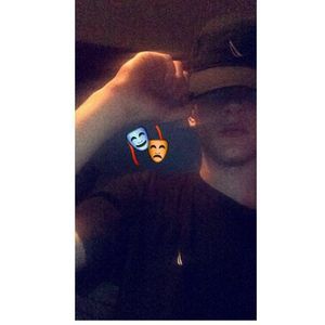 Meet your Posher, Derek