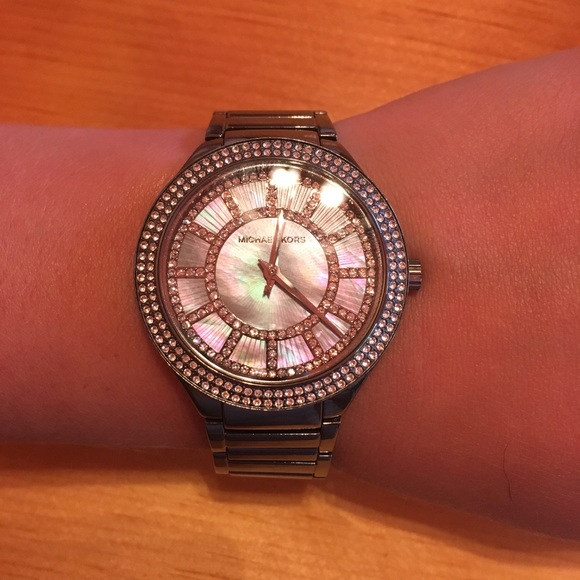 Micheal Kores watch - Picture 4 of 4