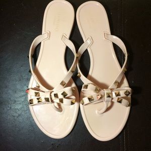 Valentino STYLE rockstud sandals ✨