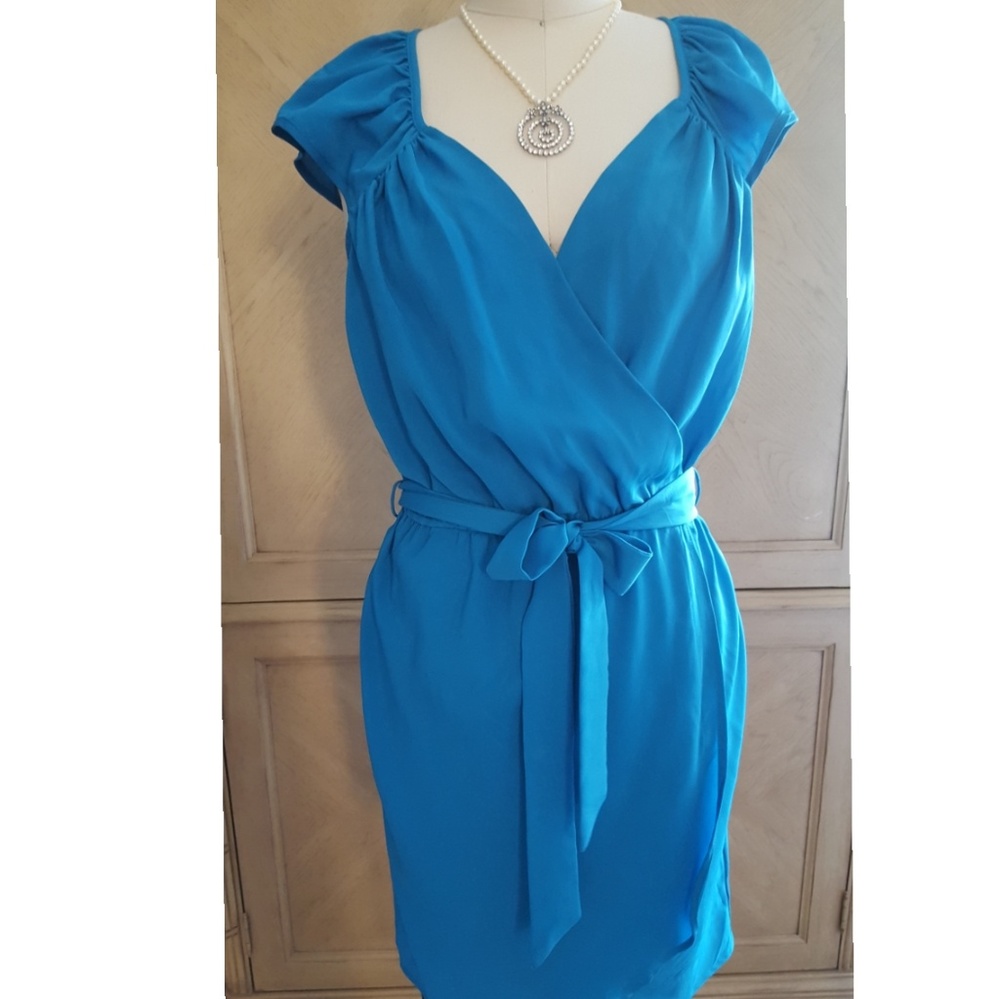 BEBE DRESS