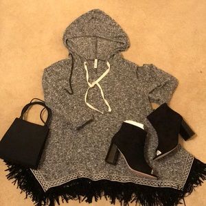 Hooded fringed top