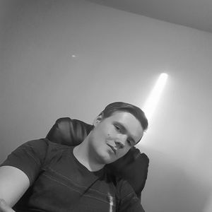 Meet your Posher, Cory