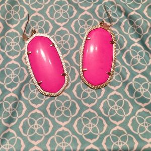 Kendra Scott Danielle earrings in magenta