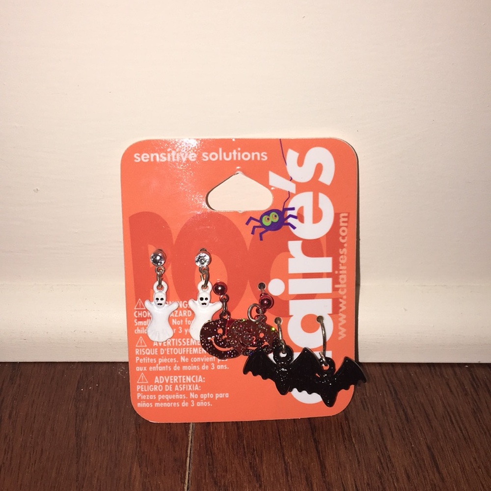 New Claire's Halloween earring