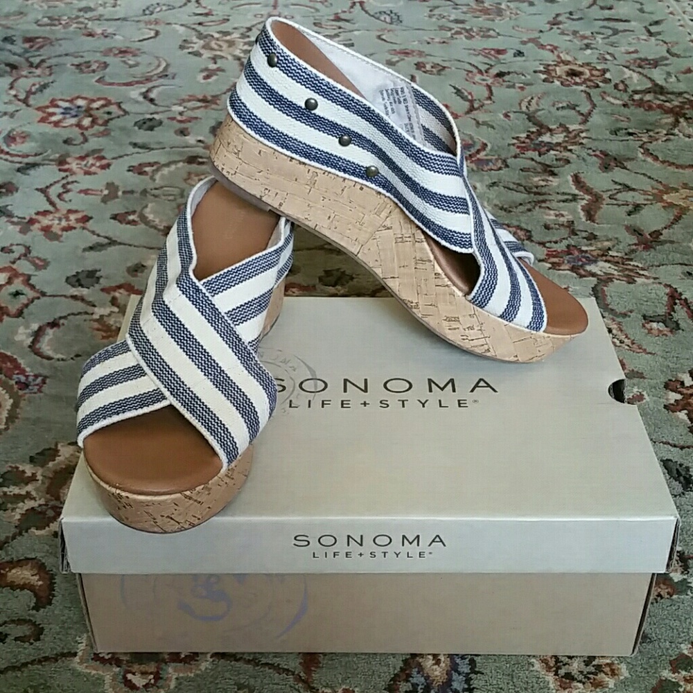 Crisscross Wedge