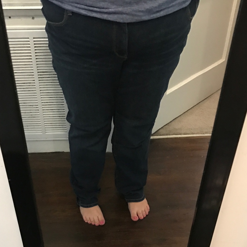 Old navy size 24 regular jeans medium/ dark wash