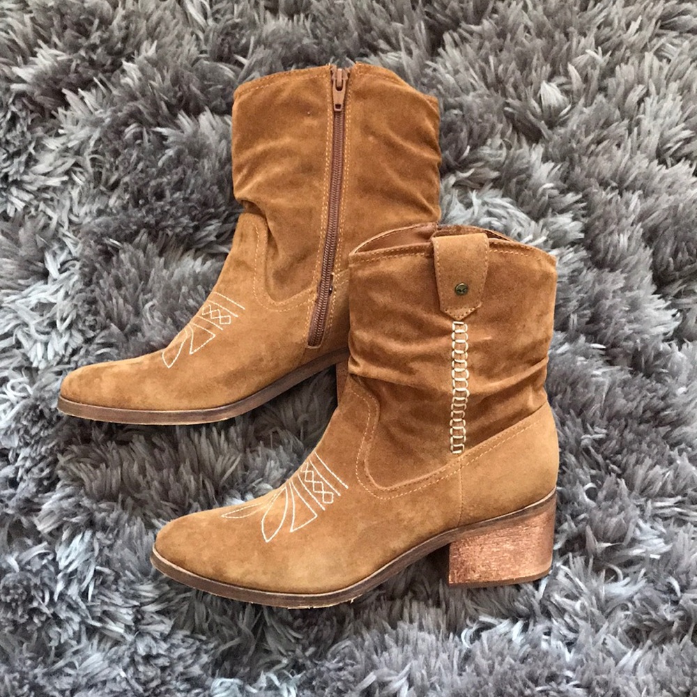 Chestnut Western Booties
