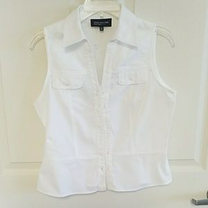 WOMEN'S SIZE M petite JONES N.Y. SIGNATURE TOP