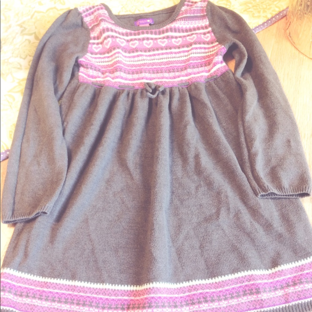 Girls size 6 Greendog soft pretty dress!