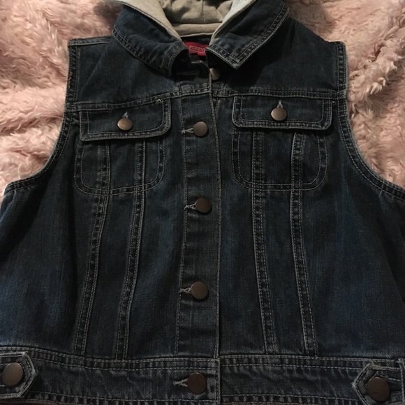 Unique Denim vest w/ hood - Picture 4 of 6