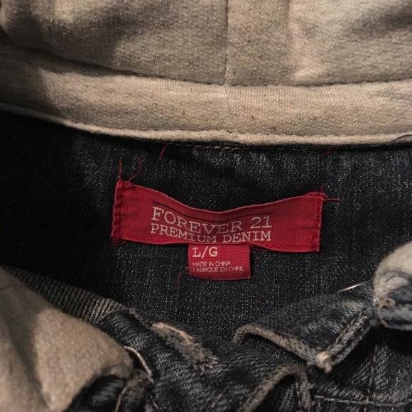 Unique Denim vest w/ hood - Picture 6 of 6