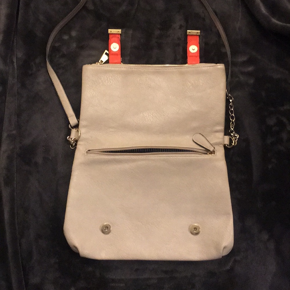 Purse - Picture 2 of 3