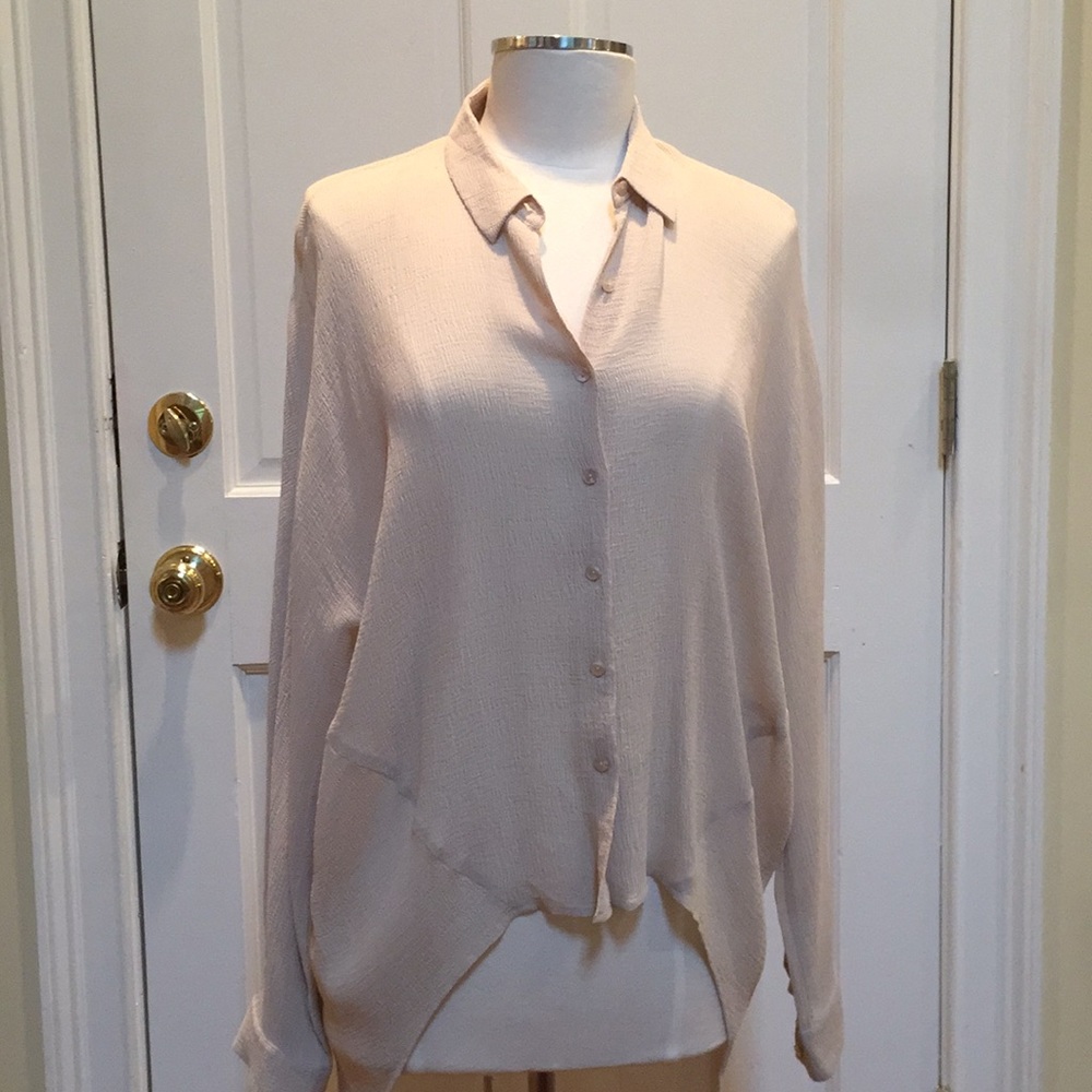 100% Silk Hi/low Eileen Fisher blouse