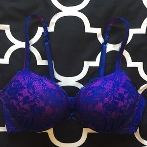 LIKE NEW VS Miraculous Plunge Bra - 34/C