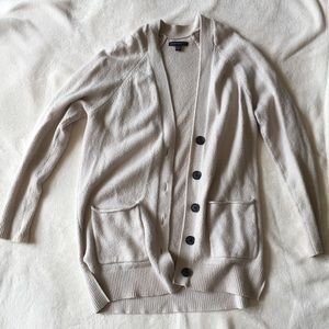 American eagle sweater