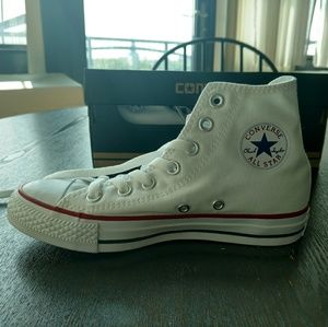 Converse unisex Chuck Taylor high tops size 5.5