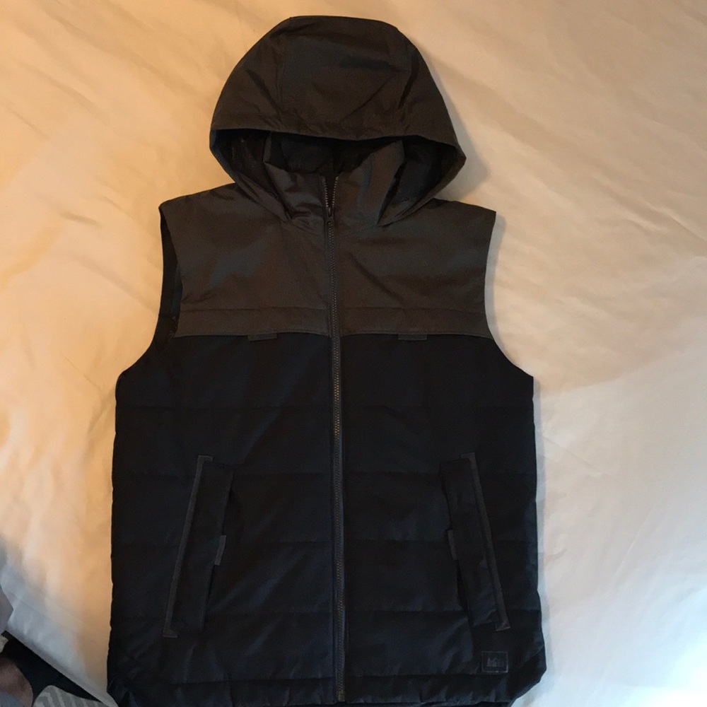 REI insulated Vest.  Men's Medium