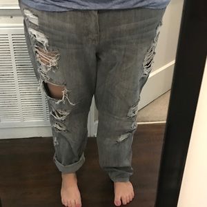 Lovesick Size 24 relaxed boyfriend shredded jeans