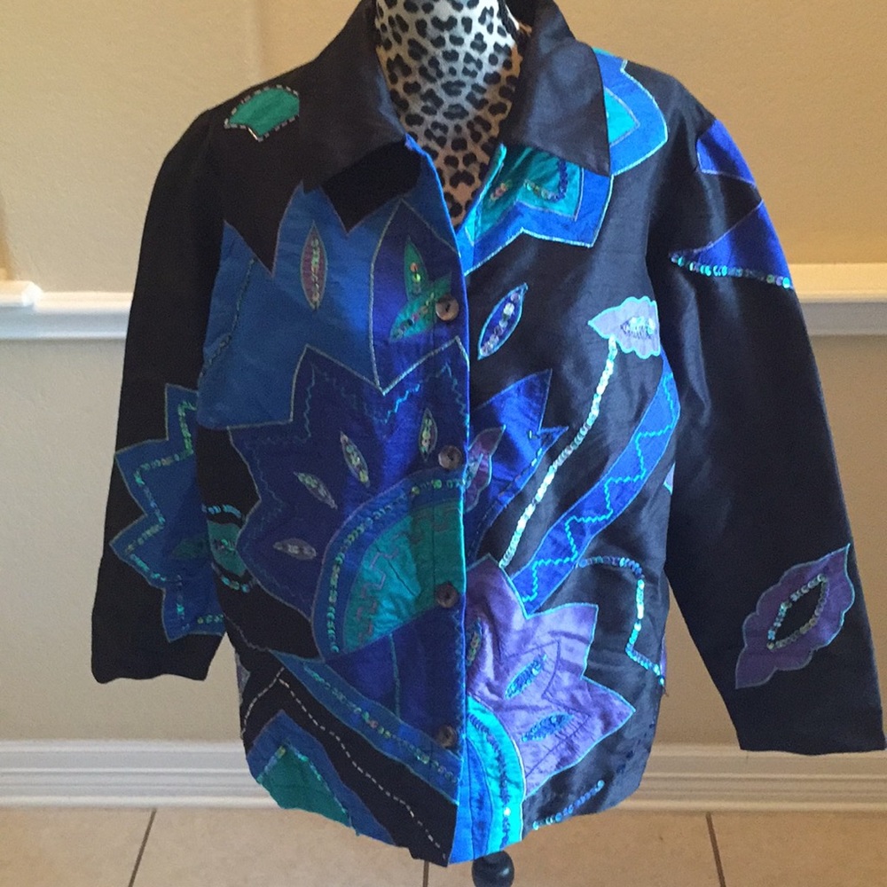 Patterned beaded light jacket