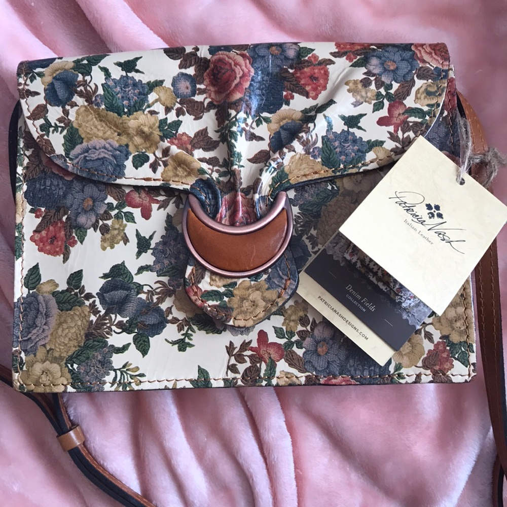 🆕Patricia Nash crossbody