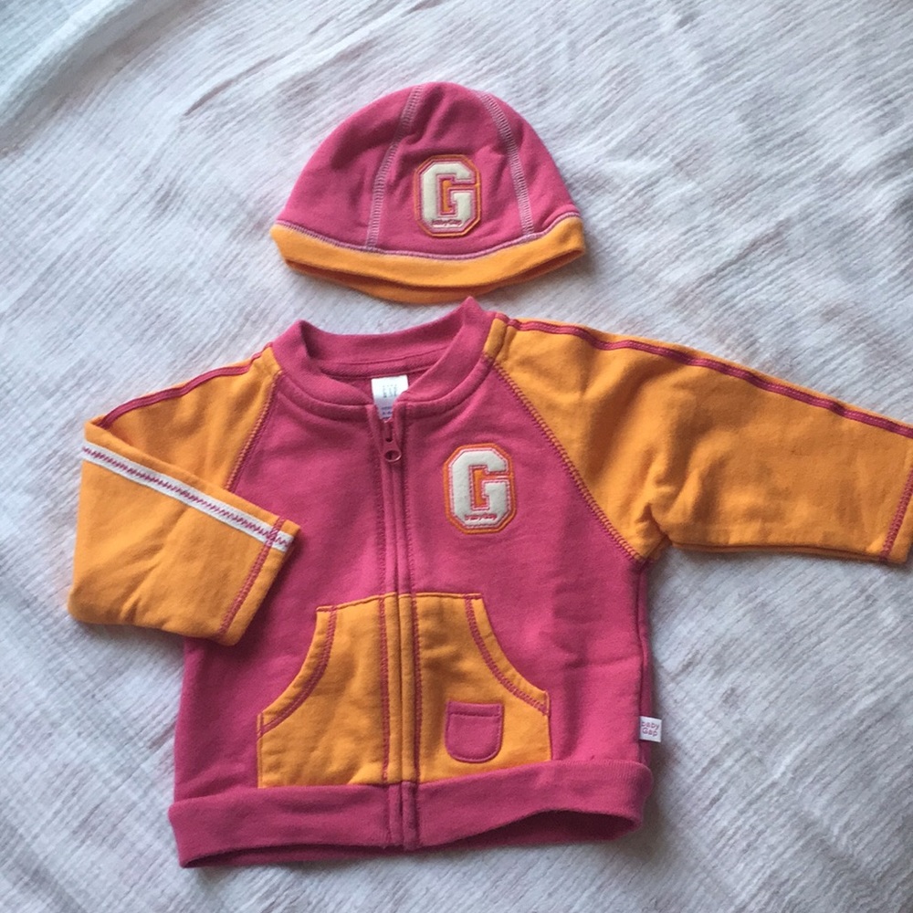 Gap baby zip up sweater and bennie