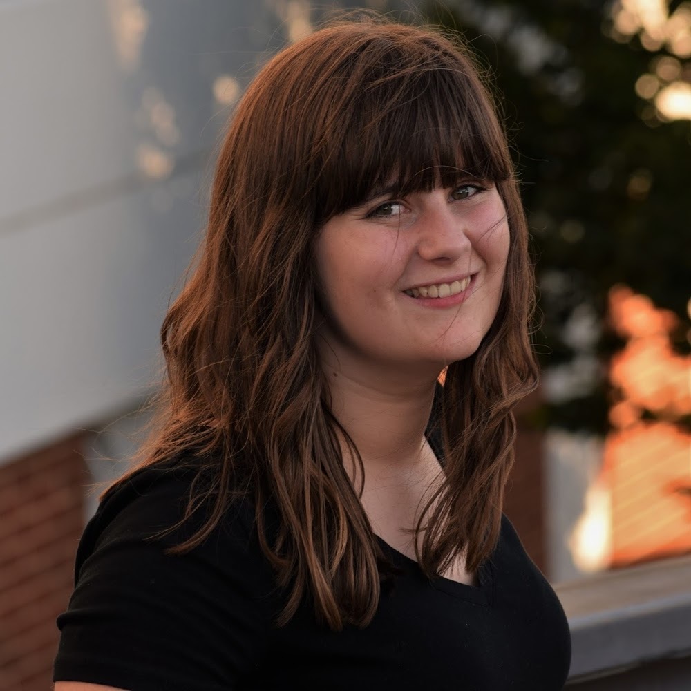 Meet your Posher, Hannah