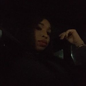 Meet your Posher, Chika jessica