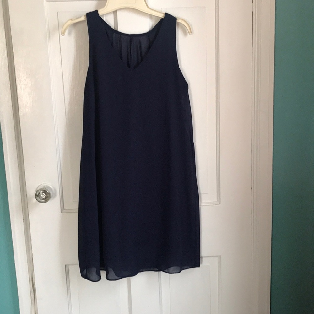 Beautiful navy blue dress.