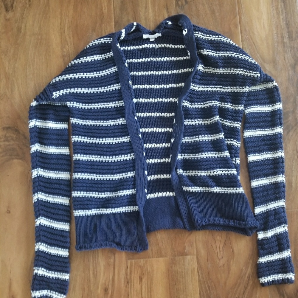 NWOT dELiA*s blue and white striped sweater