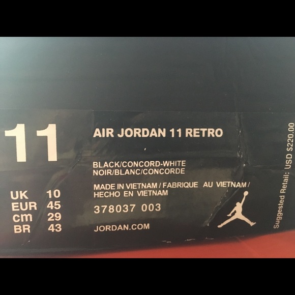 Air Jordan 11\'s Space Jam