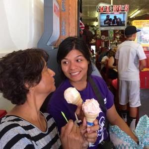 Meet your Posher, Dulce