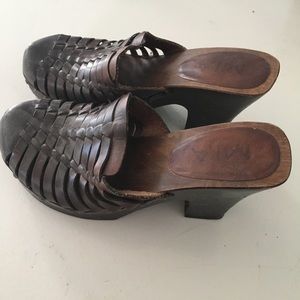 Vintage MIA clogs