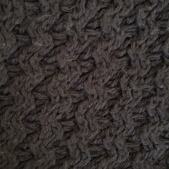 Navy cowl neck fisherman sweater Banana Republic - Picture 3 of 3