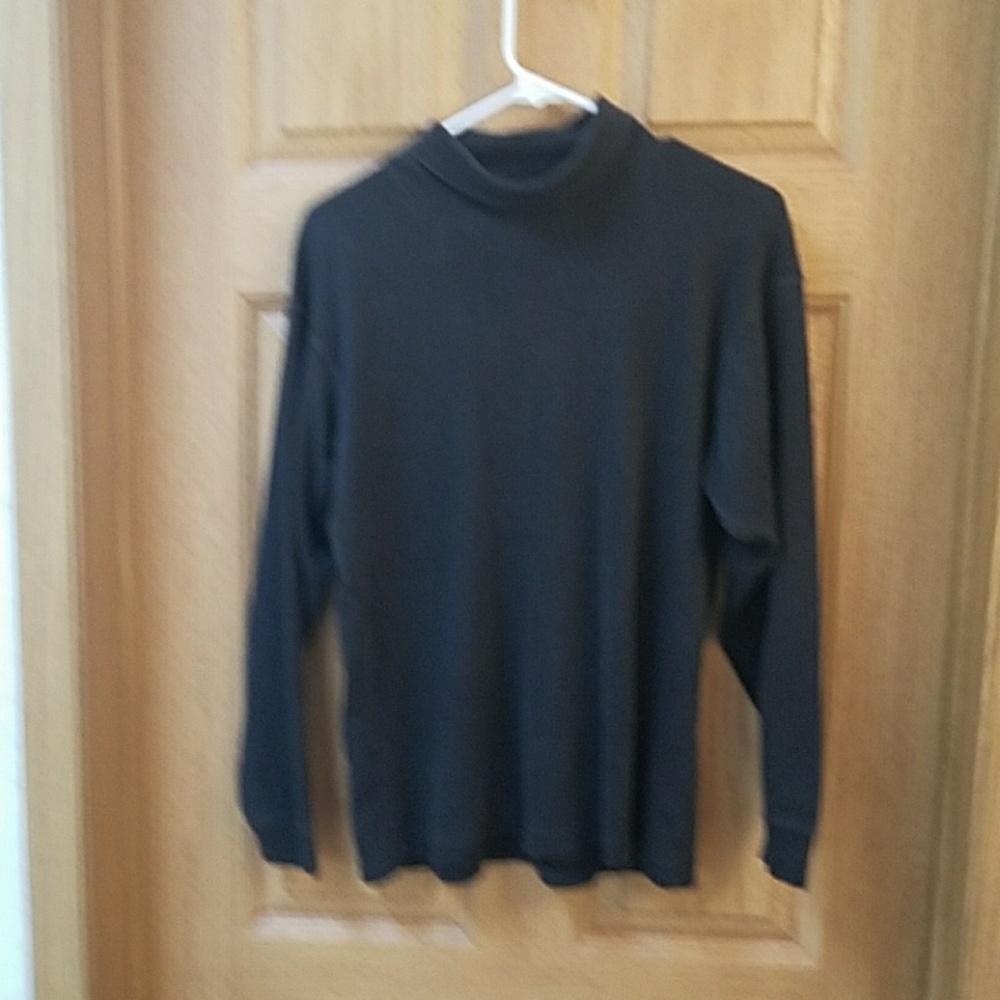 Turtle neck top