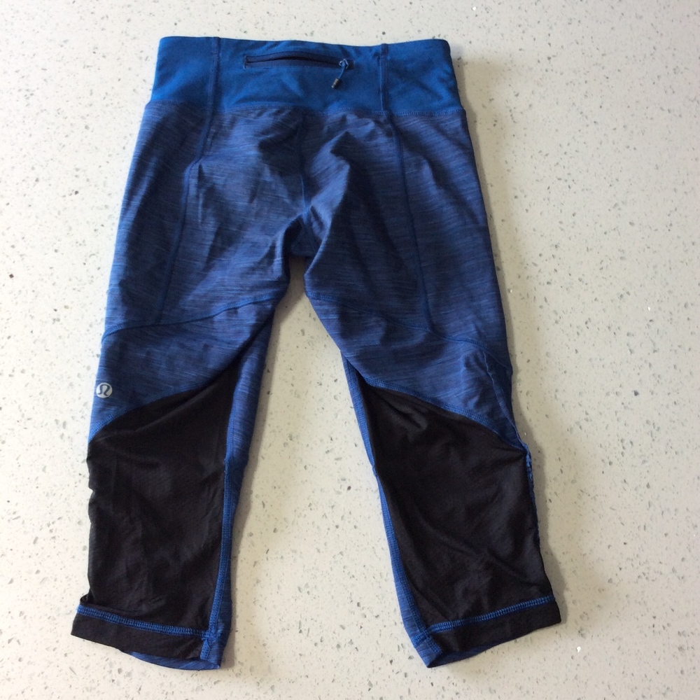 Lululemon fitted capris with raffles detail