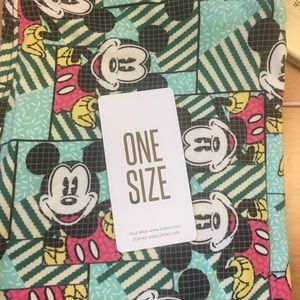 Lularoe Disney OS leggings