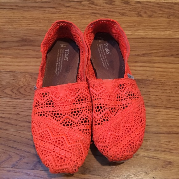 Toms Shoes - Orange 🍊 TOMS Crochet Classic