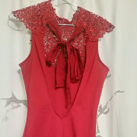 Red stretch dress, above the knee, fit perfect, - Picture 2 of 4