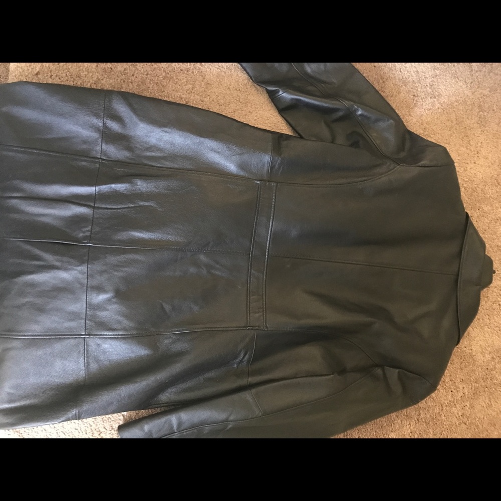 Coat - Picture 2 of 3