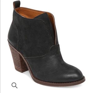 Lucky Brand Ehllen Black Leather Bootie - Sz 7.5