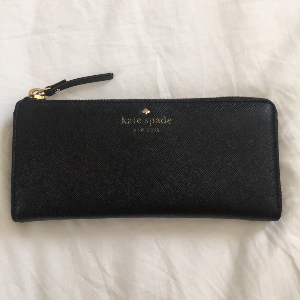 Kate Spade zip wallet