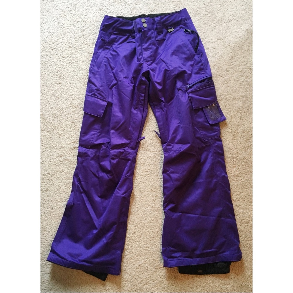 SOLD• Empyre Purple Ski / Snowboarding Pant 🦄